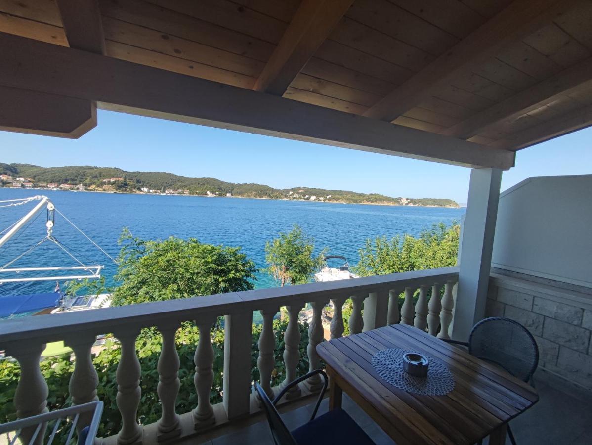 Apartmani Andela Kordic Supetarska Draga Exterior foto