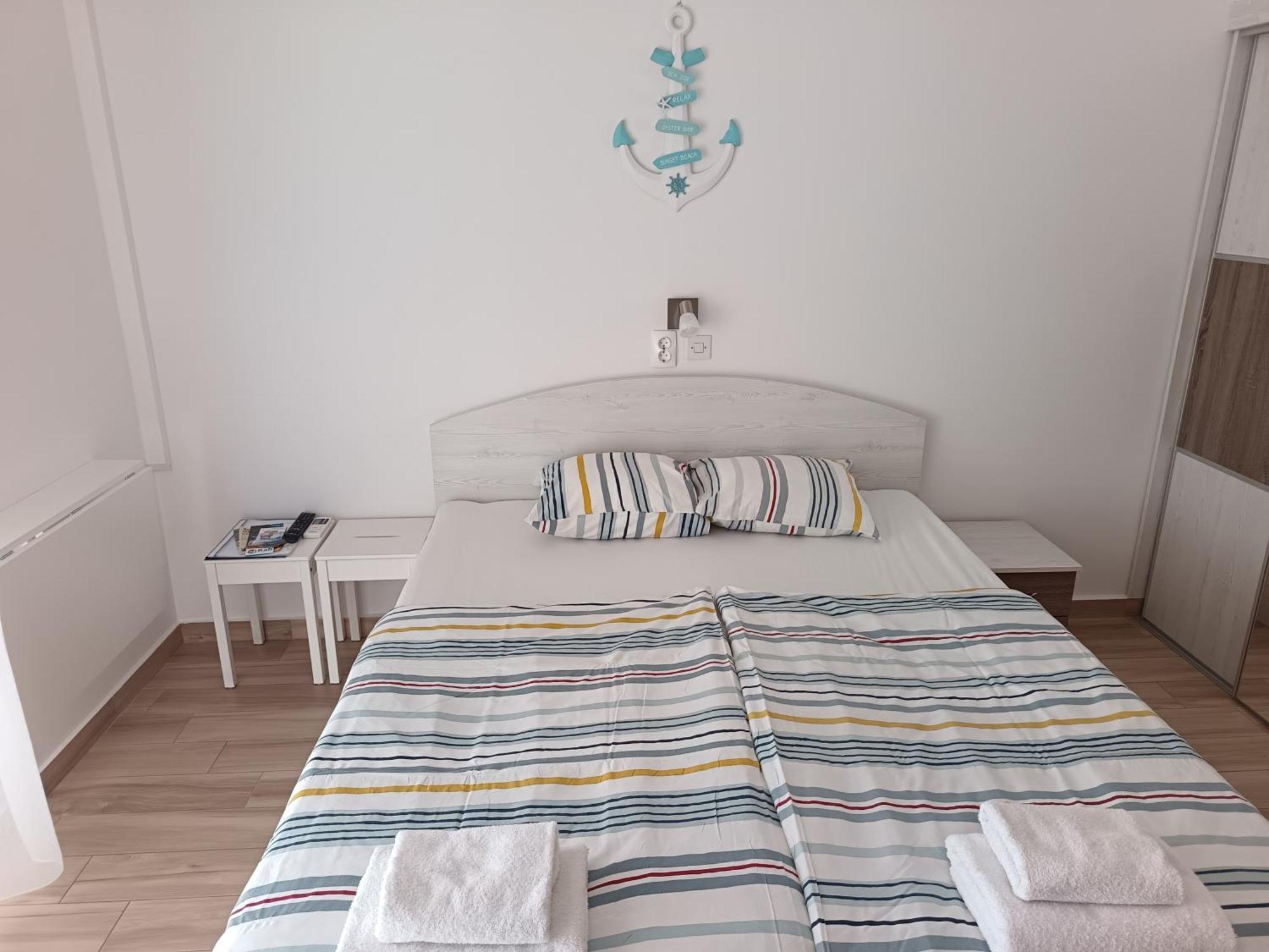 Apartmani Andela Kordic Supetarska Draga Exterior foto